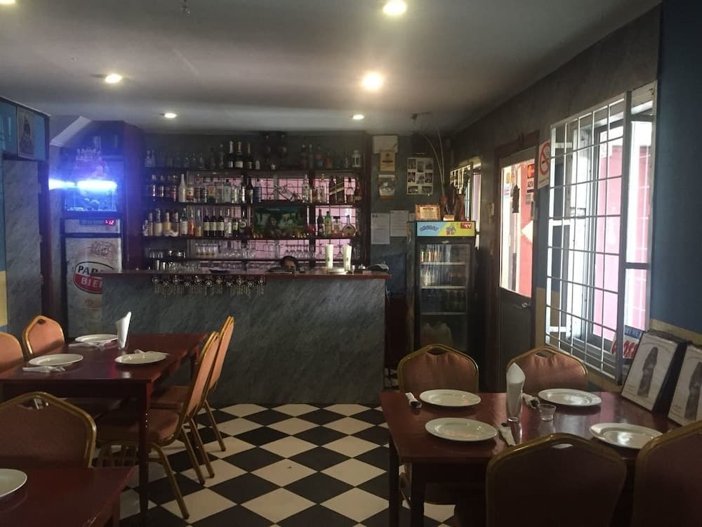 Bina's Inn