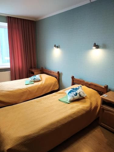 Hotel Trias