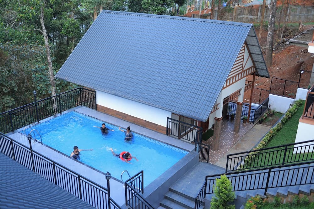 EVAARA RESORT