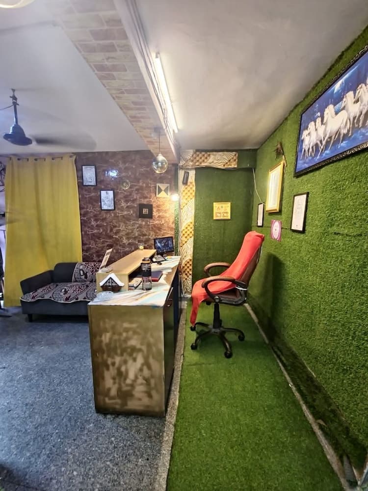 Green Orbit Hotel