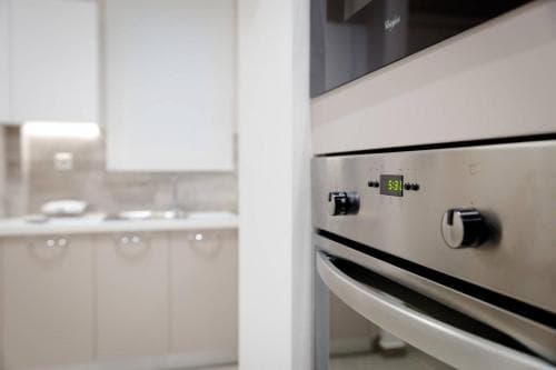 Central, Quiet, Cozy, Very Clean Private Apartment close to Acropolis
