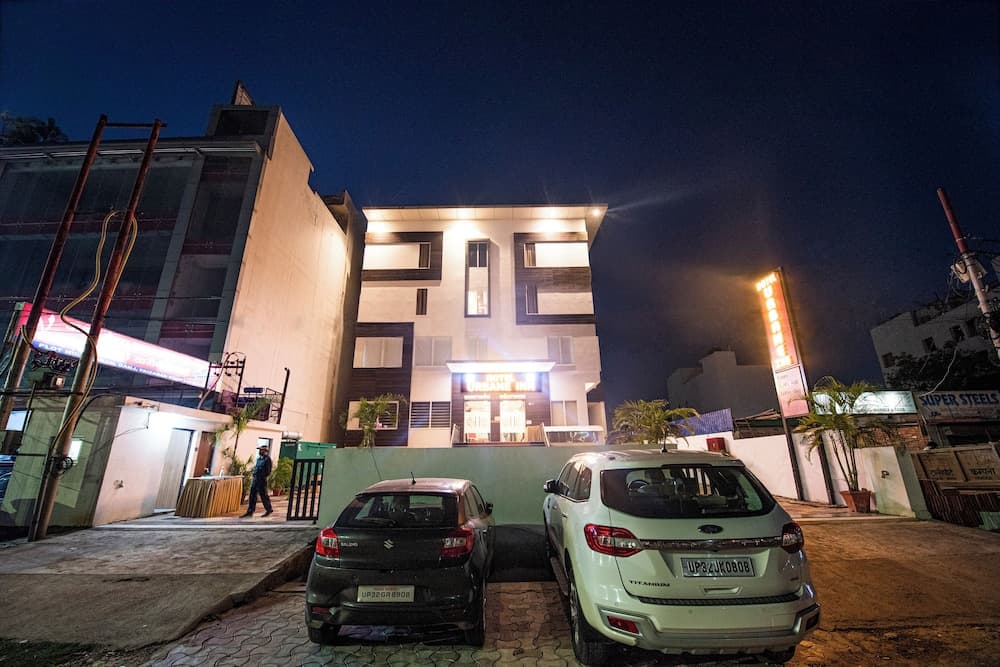 HOTEL URBANE INN