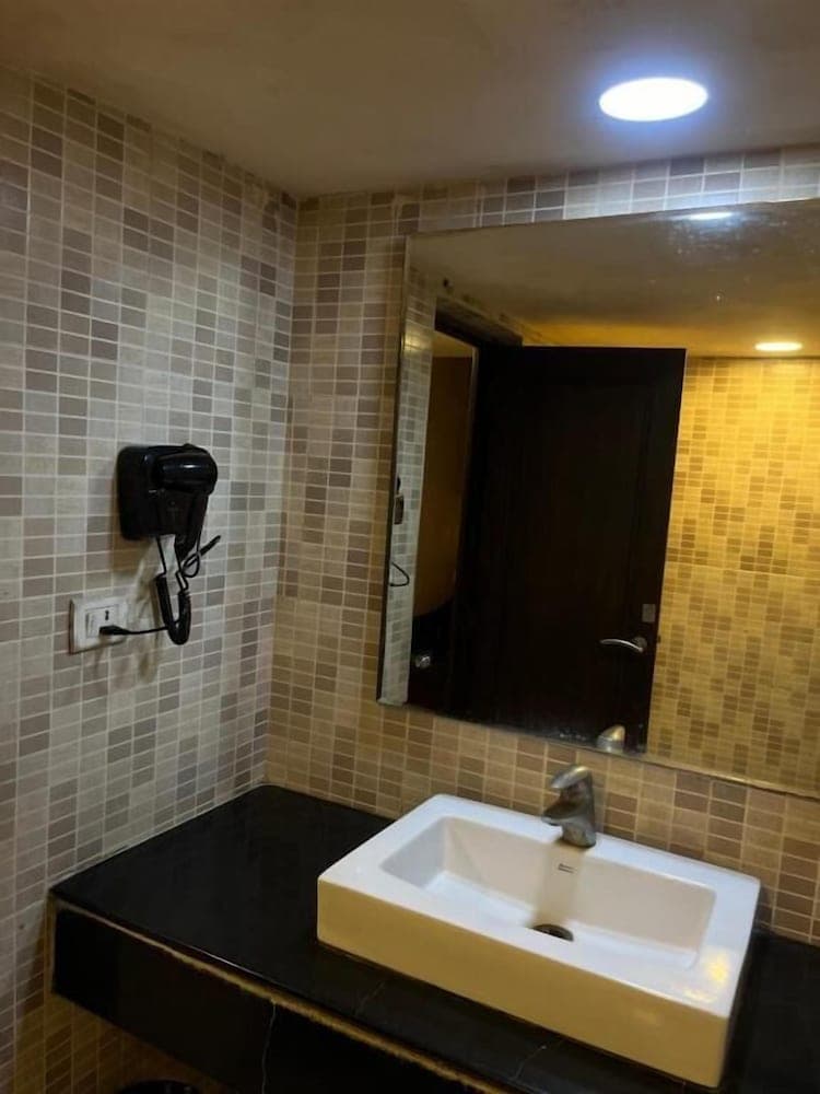 Hotel Saiprakash