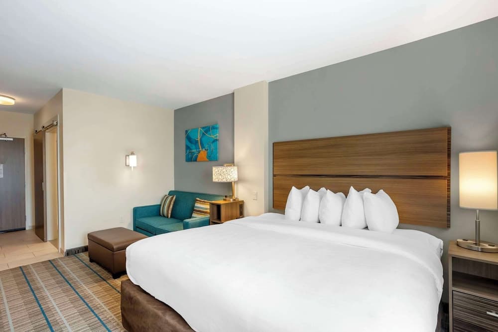 MainStay Suites North - Central York