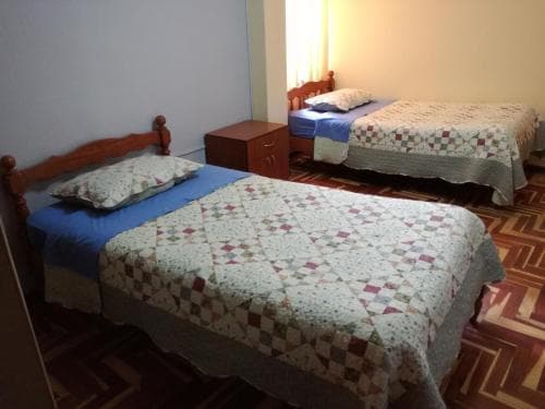 Oscar's Hostal