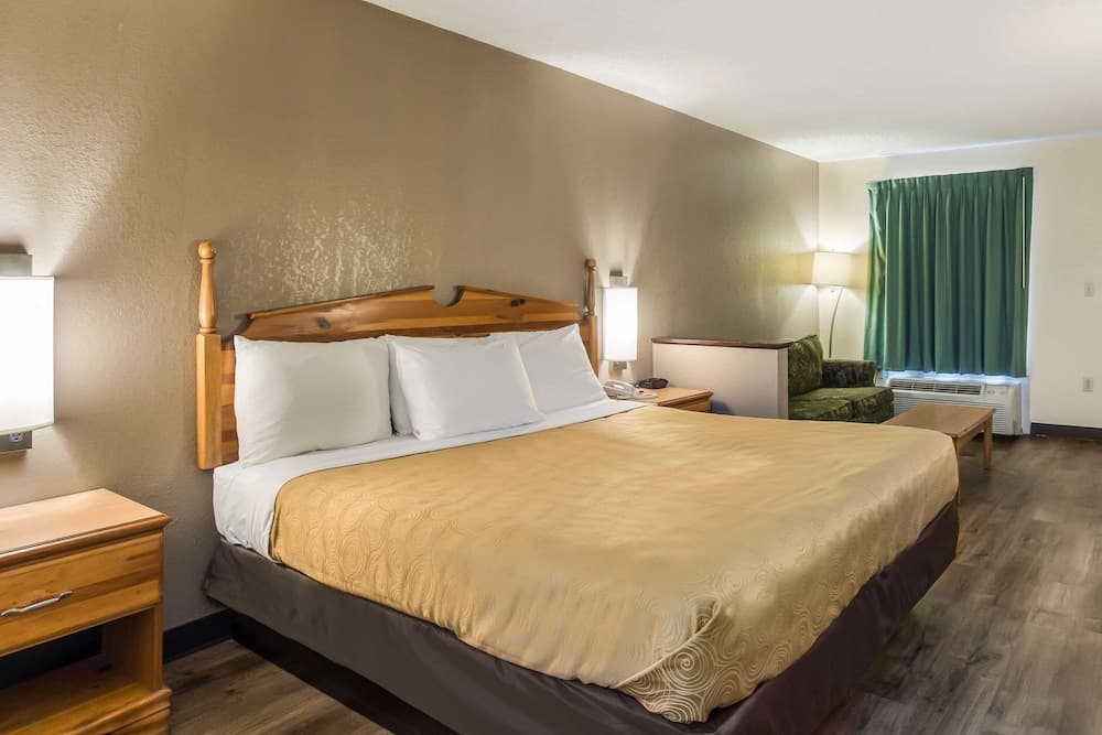 Econo Lodge Clinton