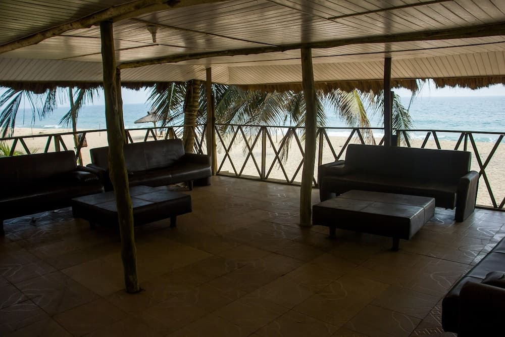 Chaka Resort