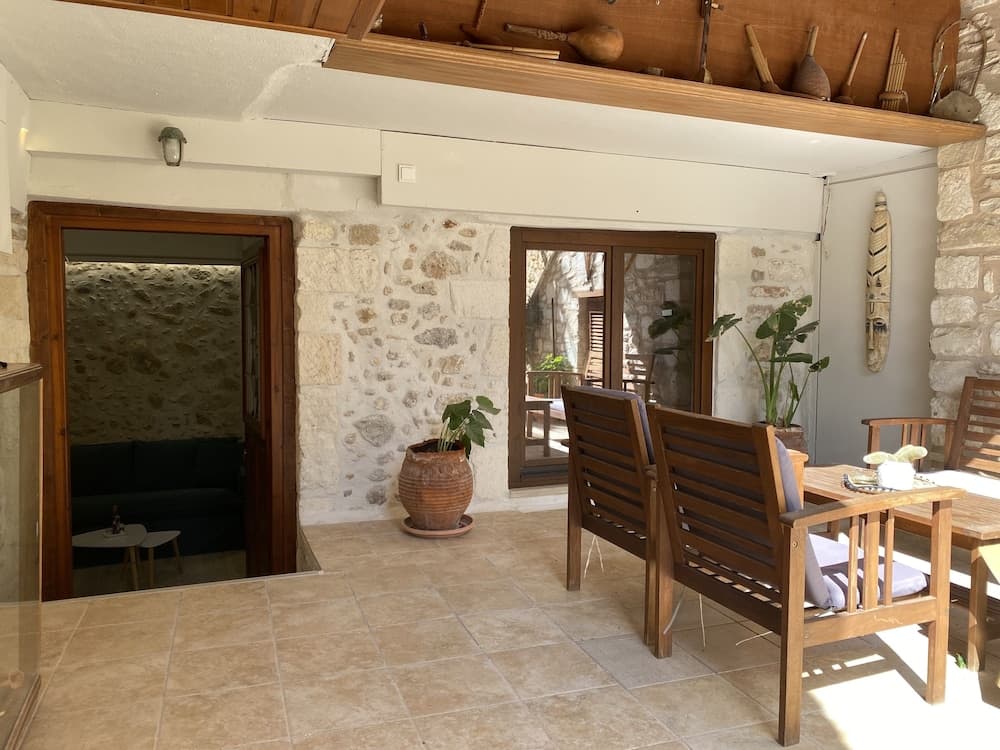 Barbara Studios