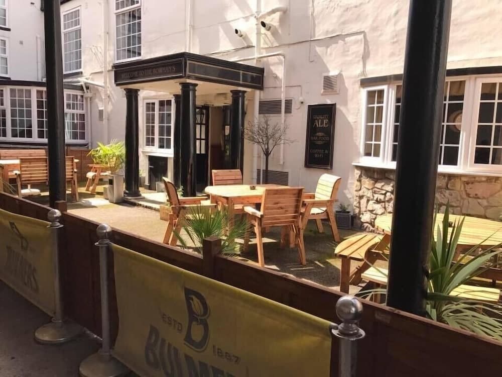 Bowmans Hotel