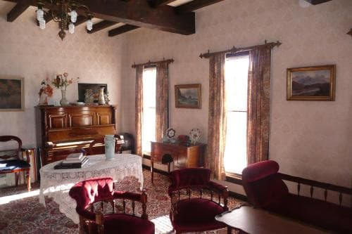 Barnett Lodge