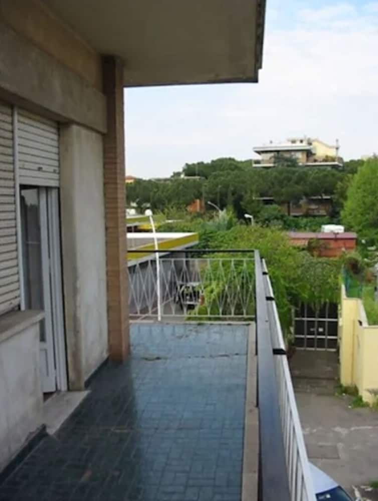 Hotel Consul