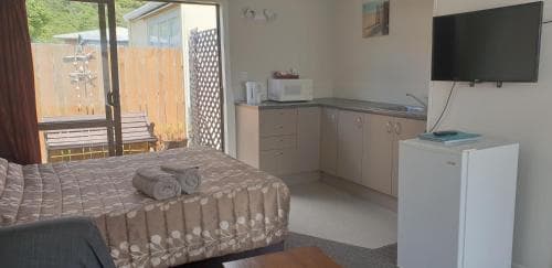 Seaview Motel