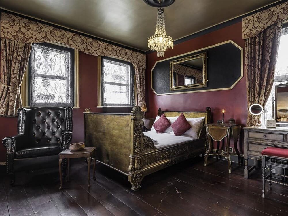The Nightingale Hotel
