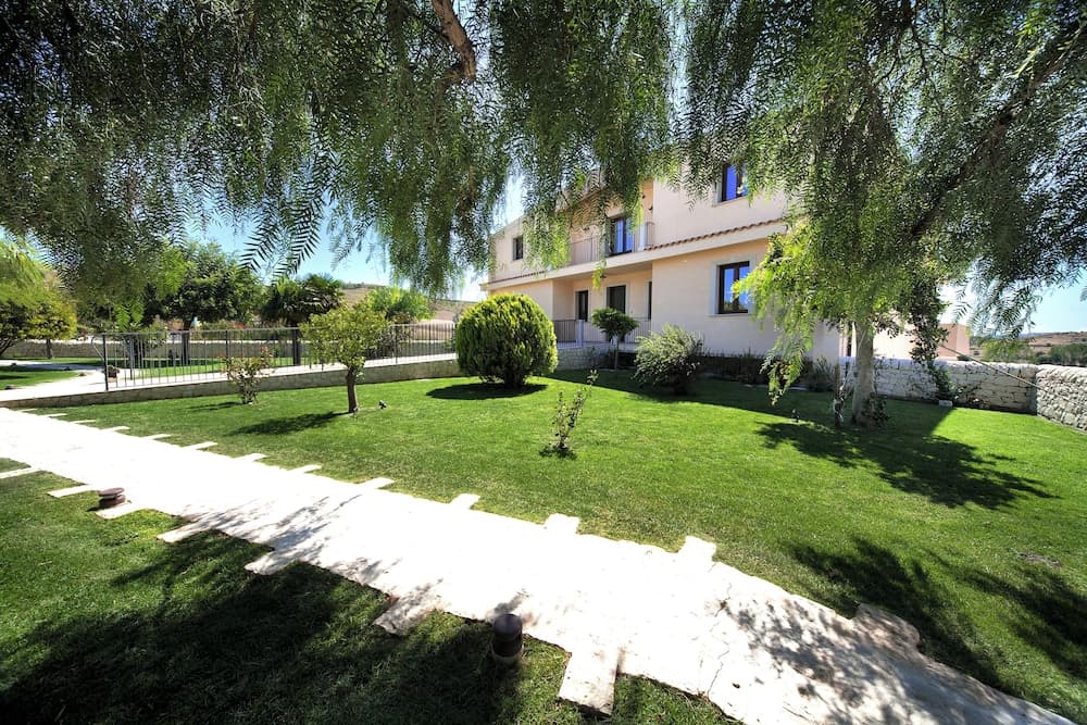 Arucimeli Resort