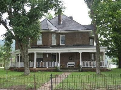 Fairchilds Bed & Breakfast