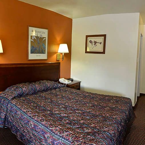 Rodeway Inn & Suites Pendleton