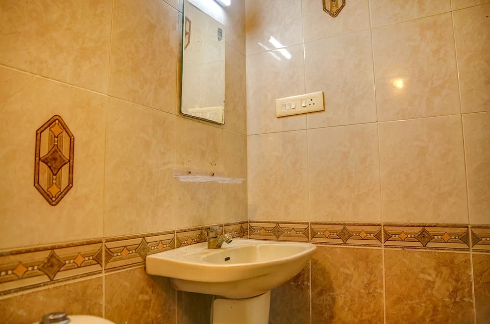 Fabhotel Hibiscus Stays