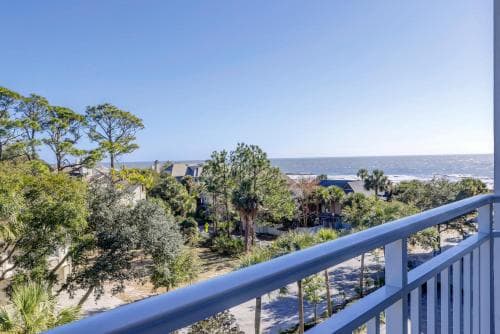 Sea Crest Resort