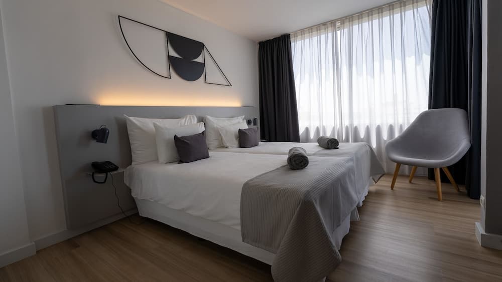 Coral Suites & Spa