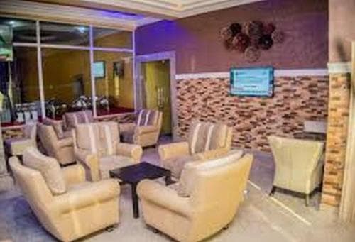 Hampton Towers Spa - Deluxe Twin