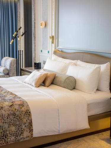 Grand Emperor Hotel