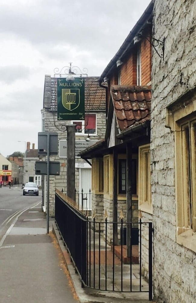Mullions 51 B&B