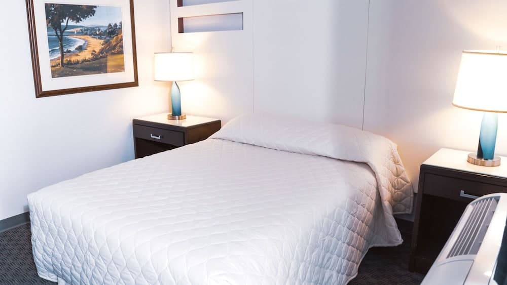 Morada Inn & Suites