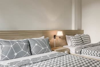 Four C Hotel Hostel