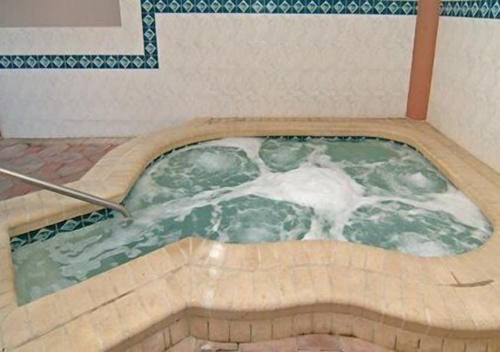 Quality Inn Central
