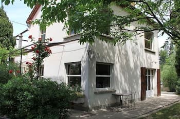 La Maison De Monique
