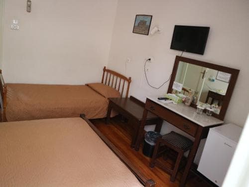 Acropolis House