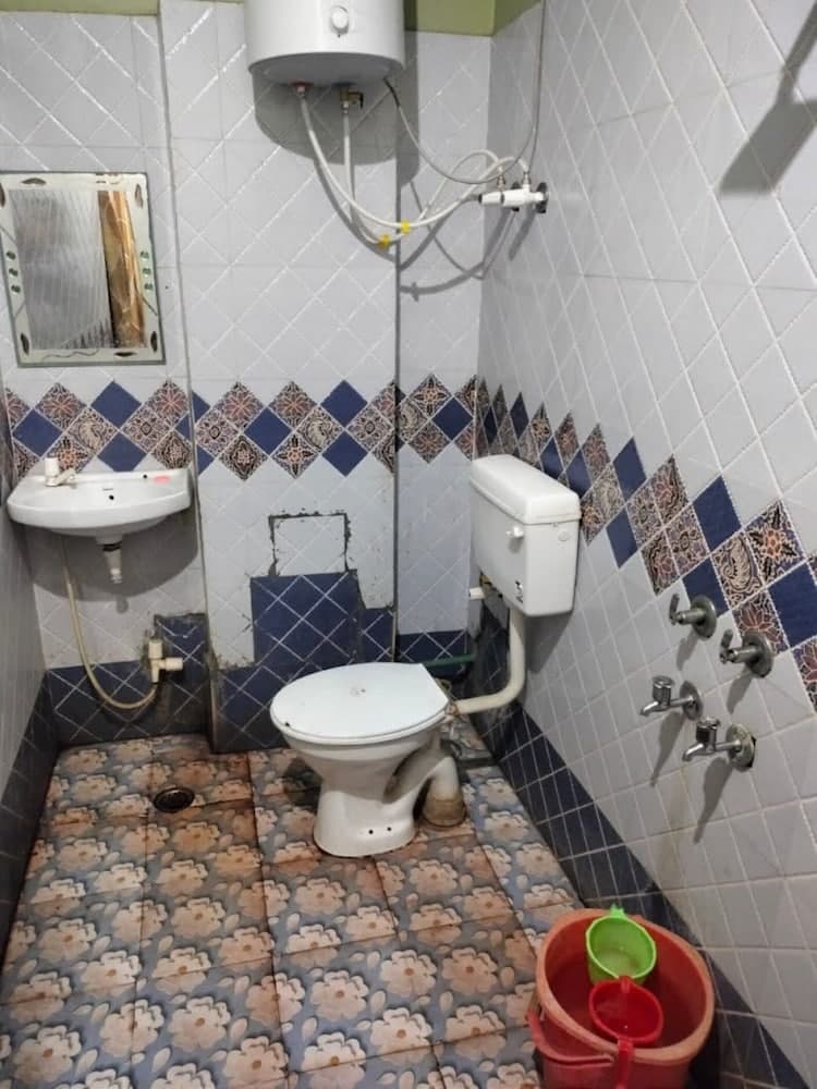 Hotel Asha Palace