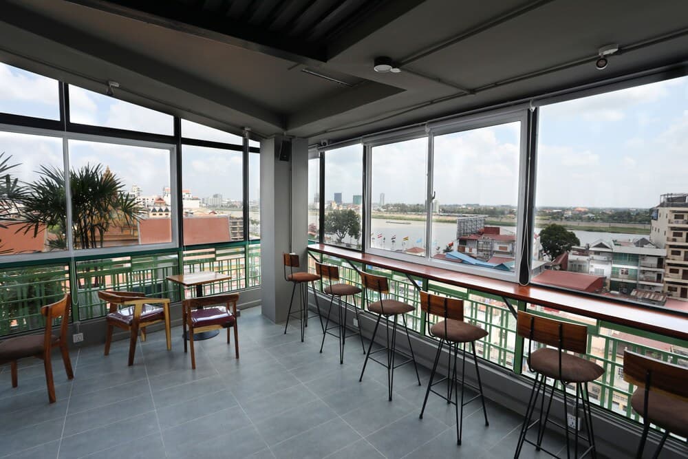 RS III Location Hostel