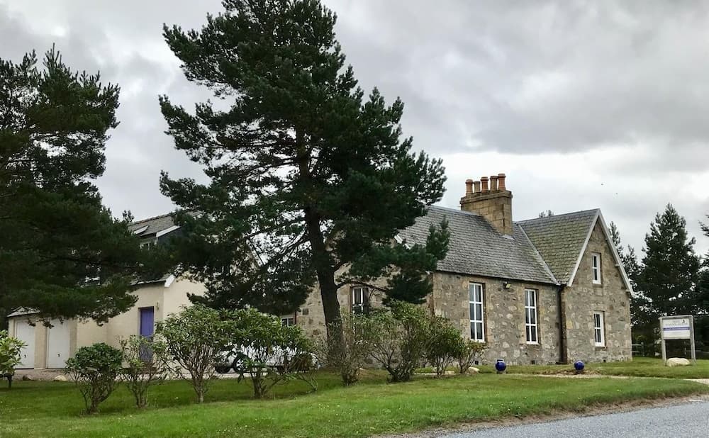 Dava School House