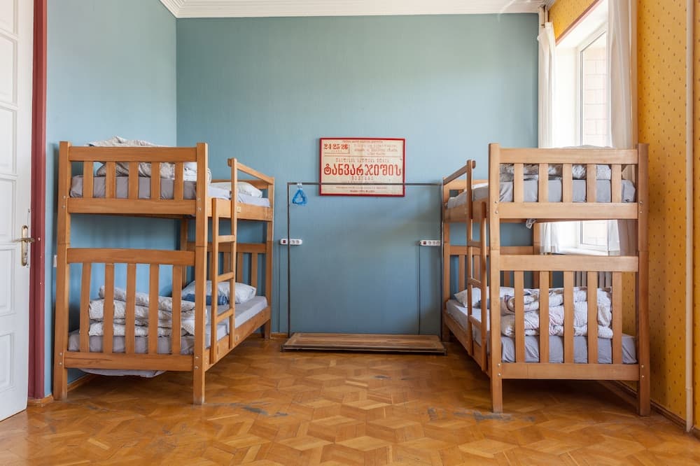M42 Hostel