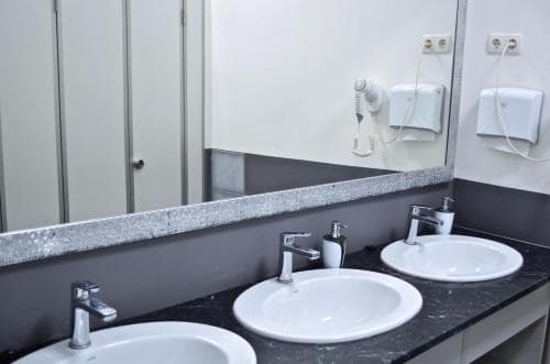 Hostel 51