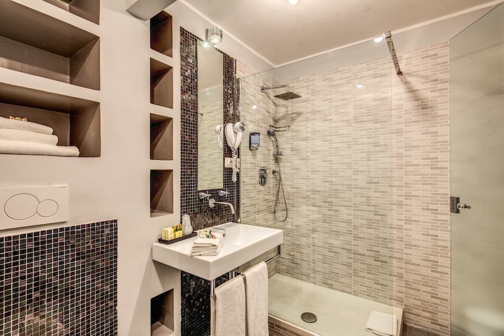 WRH Suites