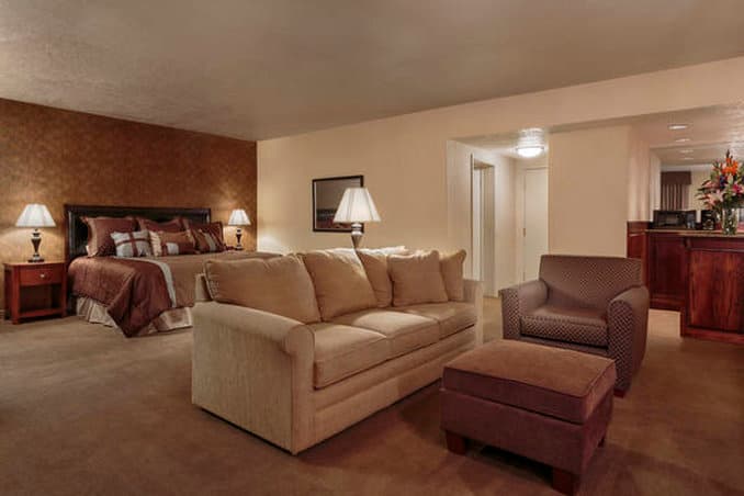 High Desert Inn