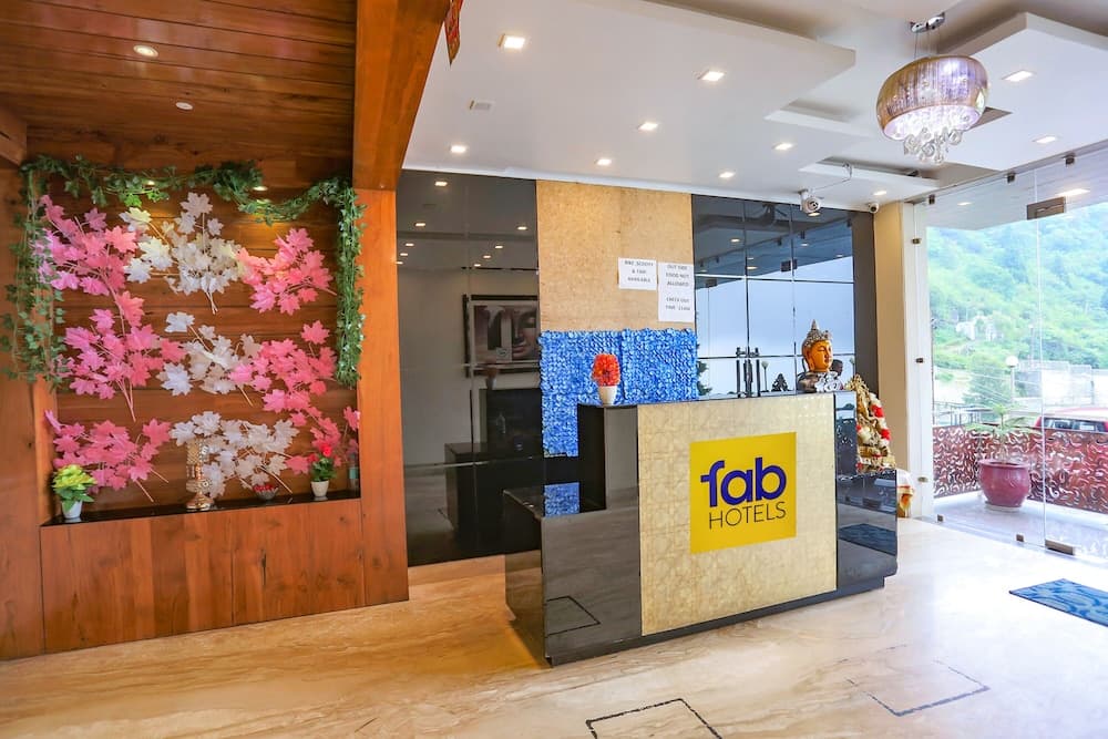 FabHotel Winter Line Inn