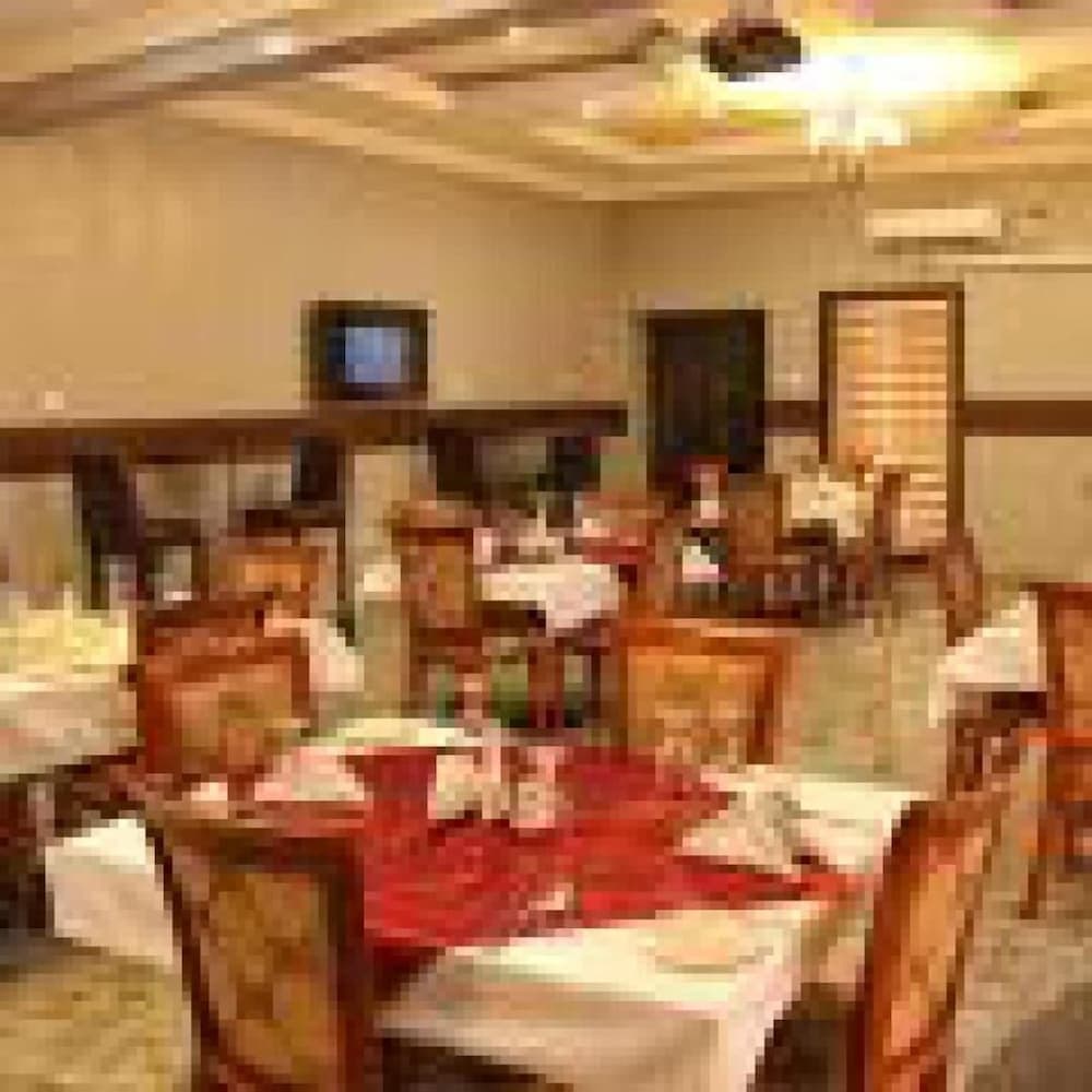 Bayse One Premium Hotel - Standard Room with free Wifi