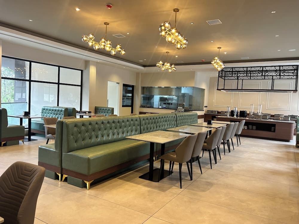 CherryLoft Luxury Resort
