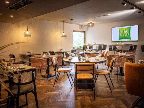 IBIS STYLES AALEN