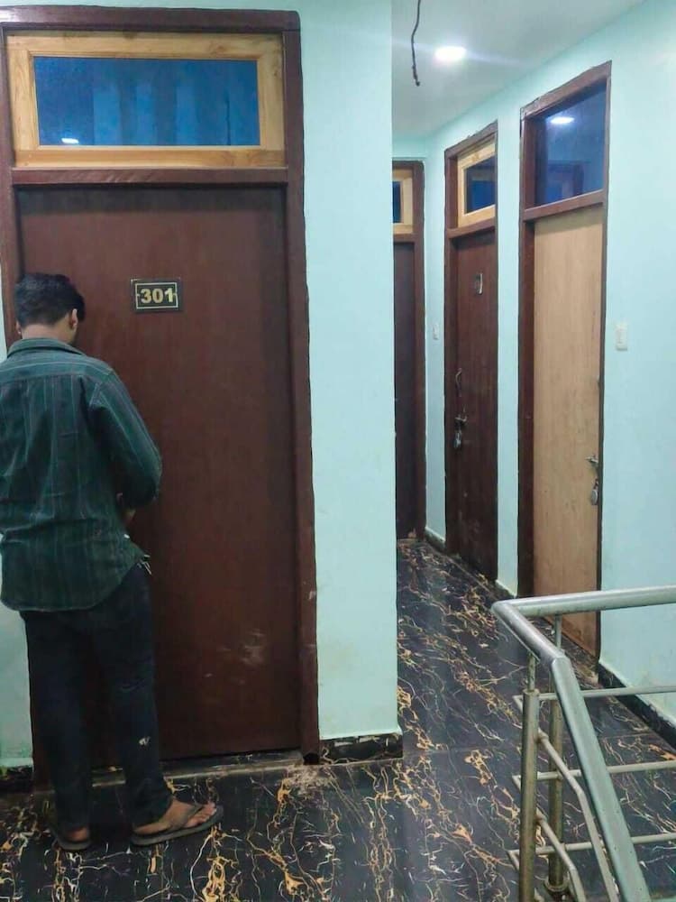 SHUKLA HOTEL