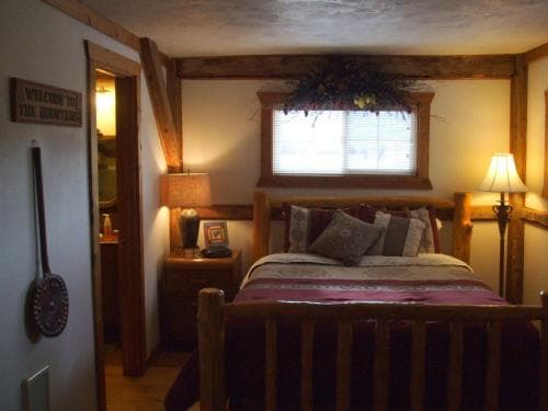 Hansen Guest Ranch