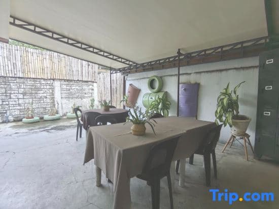 Nappers Hostel