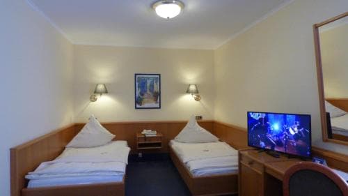 Central Hotel
