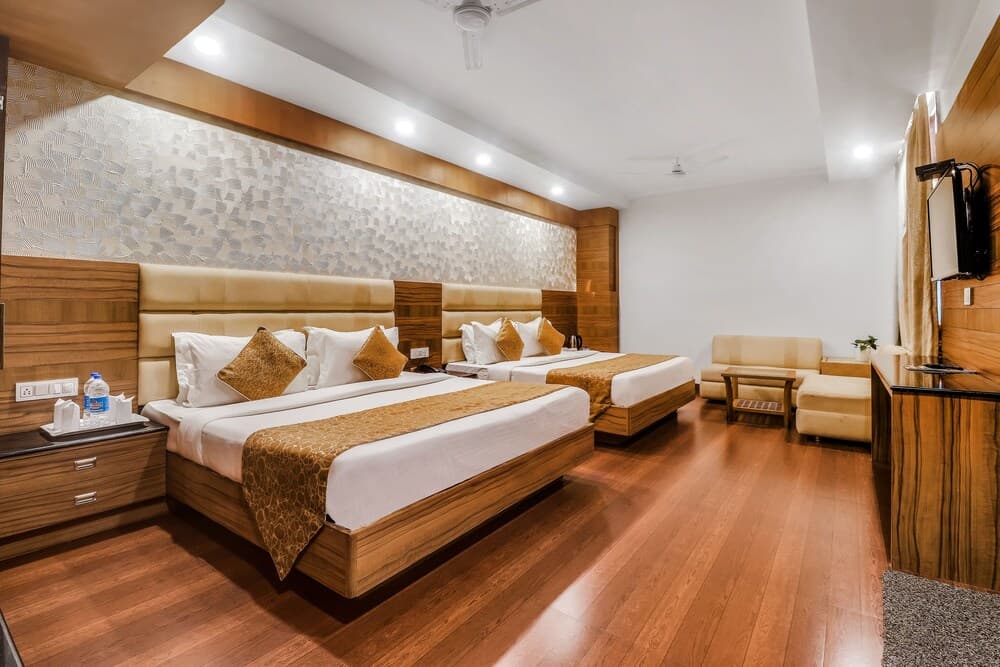 Hotel Kalka Royal