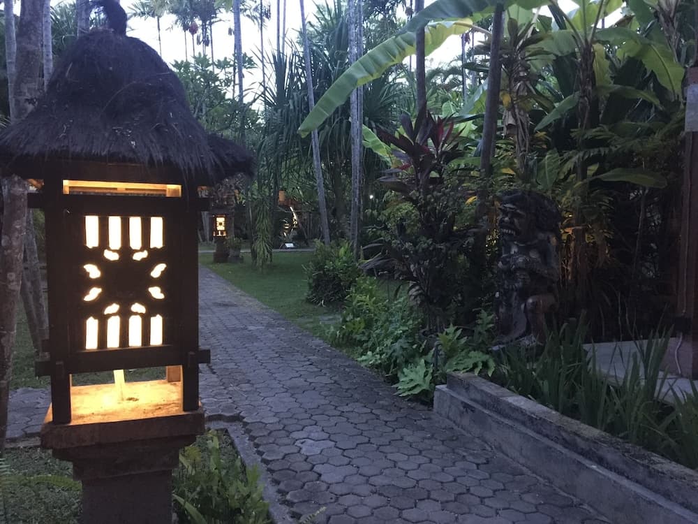 Bumi Ayu Bungalows