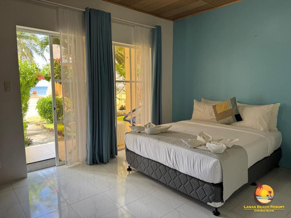Lanas Beach Resort Carabao Island