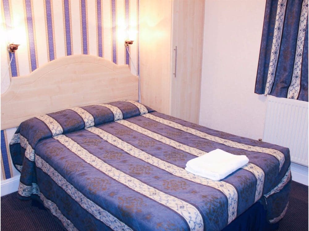 Lampton Guest House